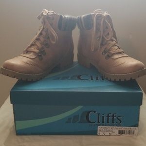 White Mountain Boots